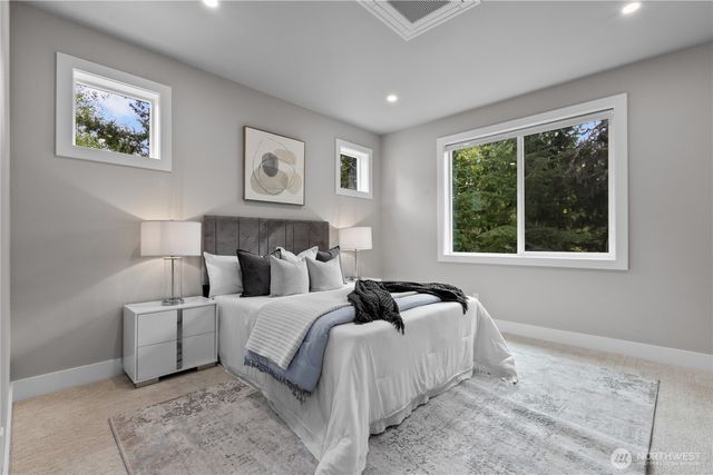 20 Sweetclover Circle, Bellingham, WA 98229