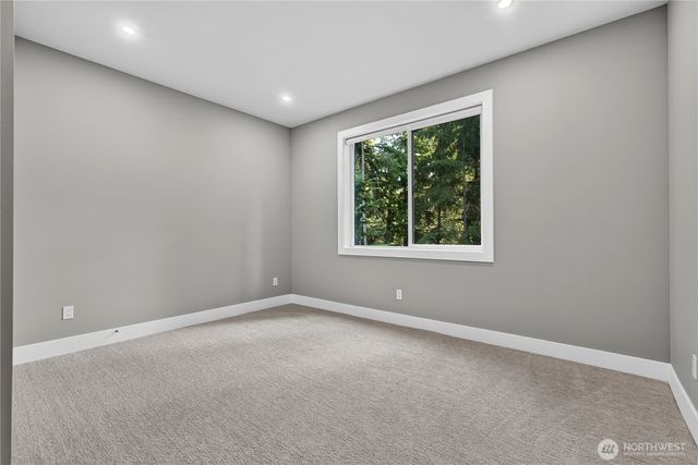 20 Sweetclover Circle, Bellingham, WA 98229