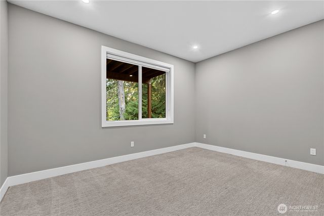 20 Sweetclover Circle, Bellingham, WA 98229