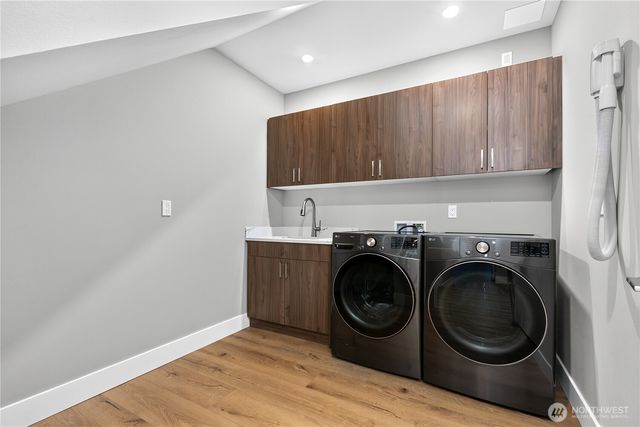 20 Sweetclover Circle, Bellingham, WA 98229