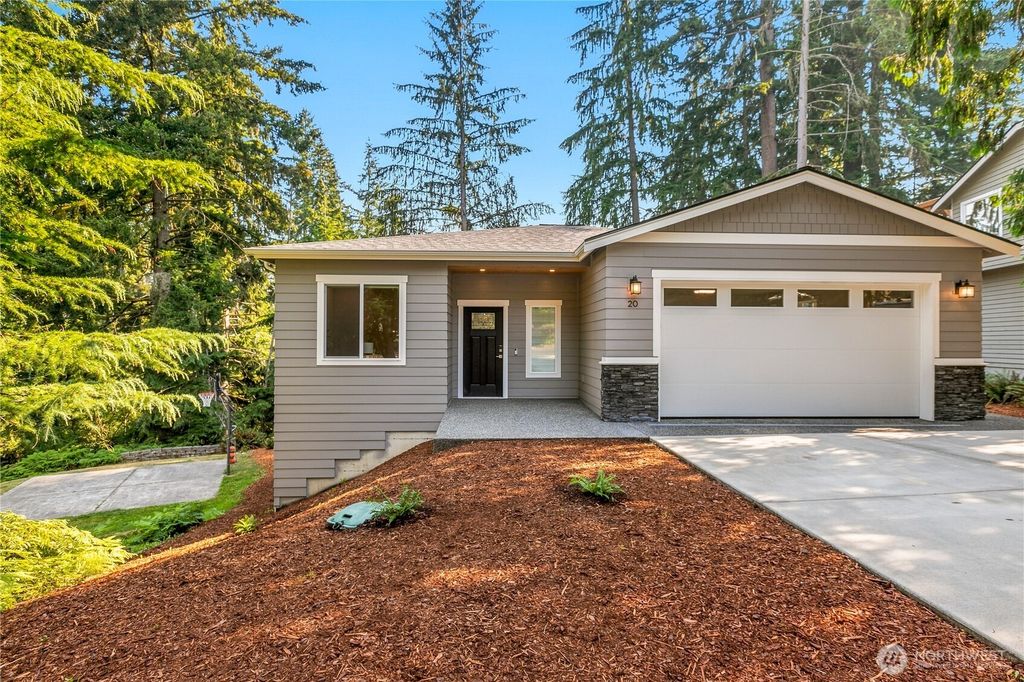 20 Sweetclover Circle, Bellingham, WA 98229