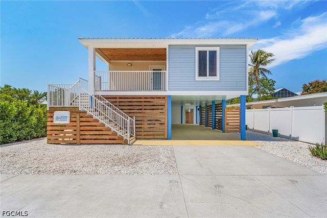 24525 Dolphin ST, Bonita Springs, FL 34134