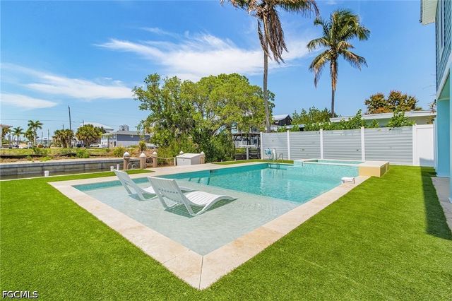 24525 Dolphin ST, Bonita Springs, FL 34134