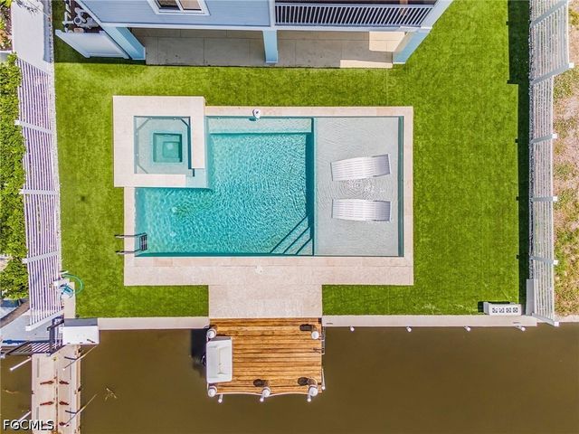 24525 Dolphin ST, Bonita Springs, FL 34134