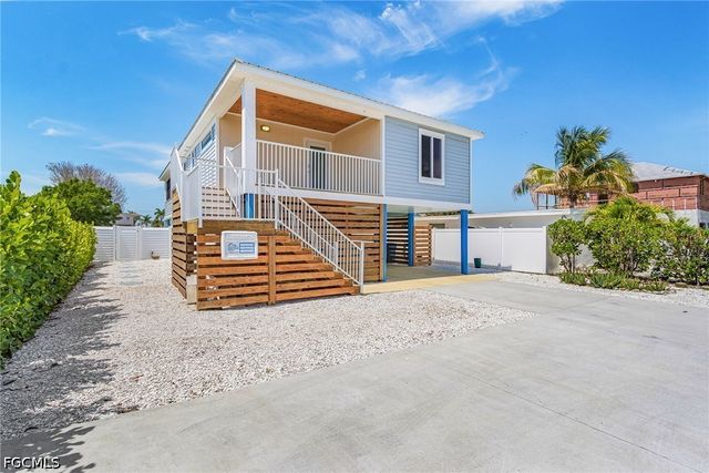 24525 Dolphin ST, Bonita Springs, FL 34134