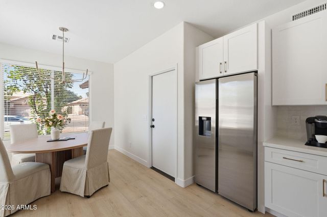 237 W Loma Vista Street, Gilbert, AZ 85233
