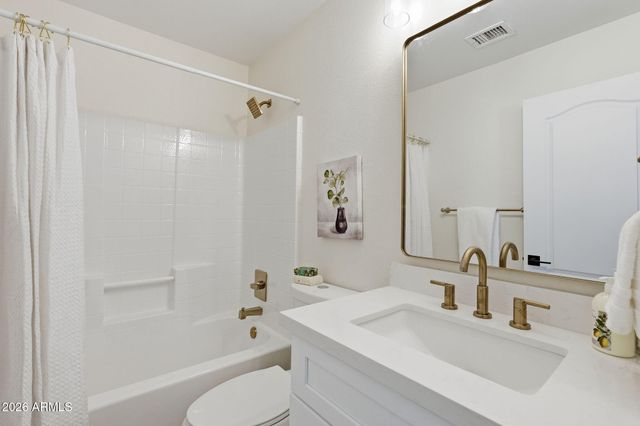 237 W Loma Vista Street, Gilbert, AZ 85233