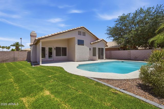 237 W Loma Vista Street, Gilbert, AZ 85233