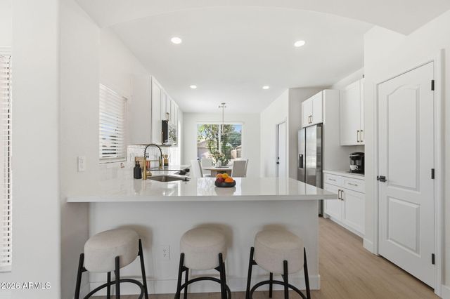 237 W Loma Vista Street, Gilbert, AZ 85233