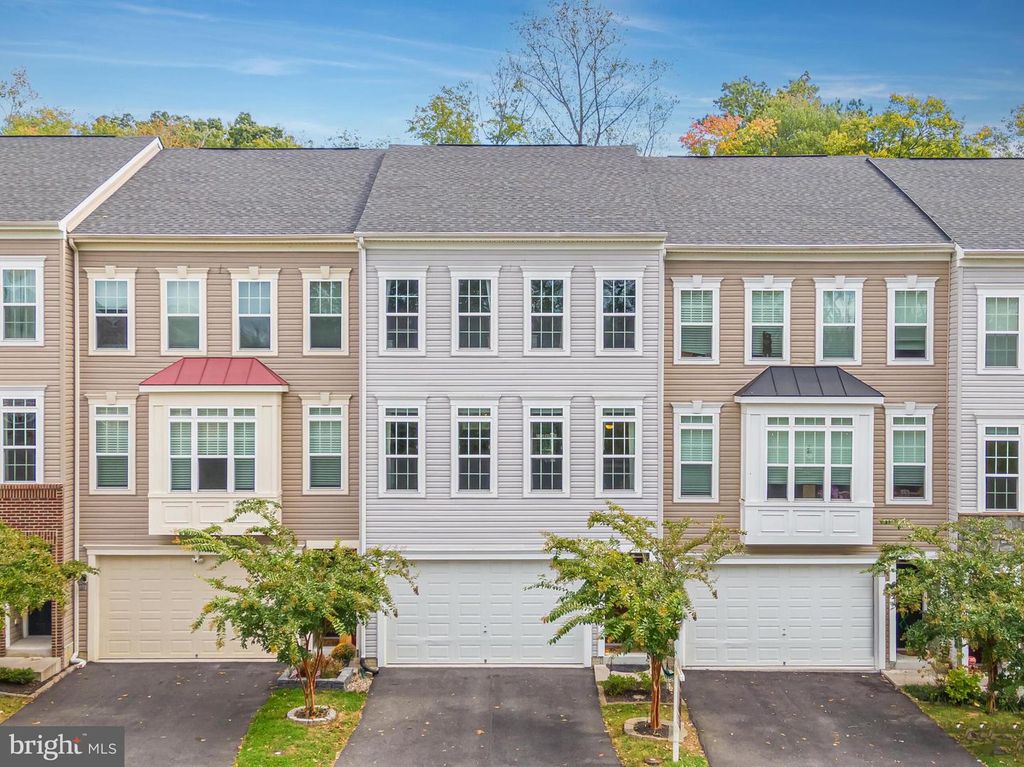 604 SAVILE ROW TER, Purcellville, VA 20132