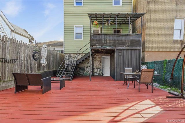 47 Villa Avenue, Yonkers, NY 10704