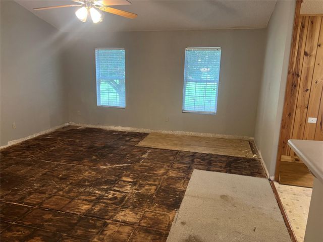 312 County Road 2273 Street, Cleveland, TX 77327