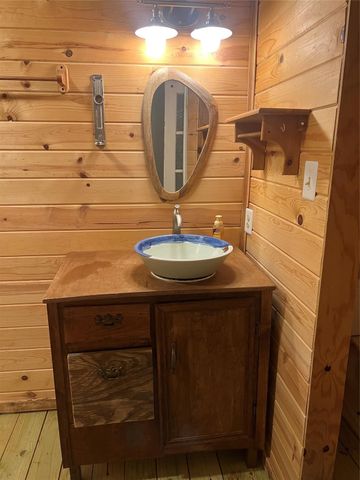 312 County Road 2273 Street, Cleveland, TX 77327