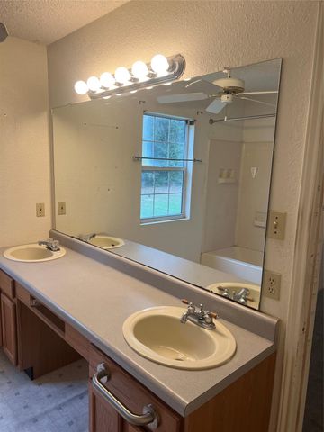 312 County Road 2273 Street, Cleveland, TX 77327