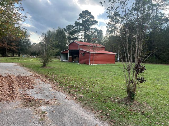 312 County Road 2273 Street, Cleveland, TX 77327