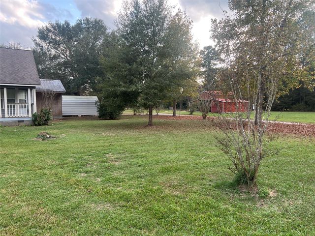 312 County Road 2273 Street, Cleveland, TX 77327