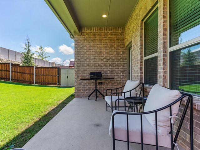166 Palo Duro Bend, Rhome, TX 76078