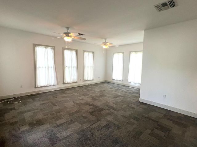 903 Bowie Street, Columbus, TX 78934