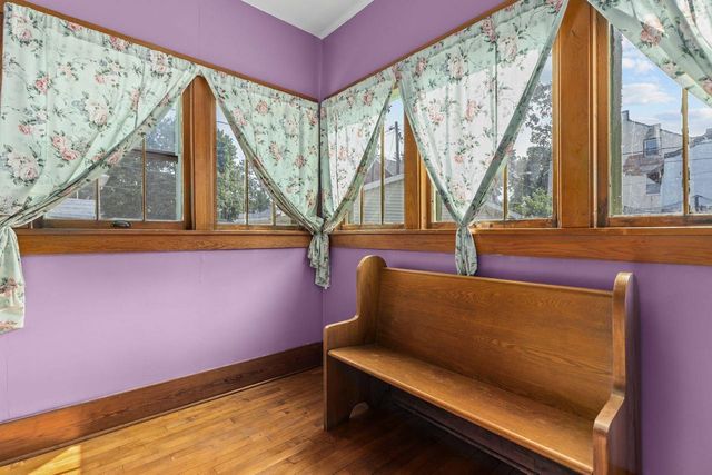 618 DICKINSON STREET, New London, WI 54961
