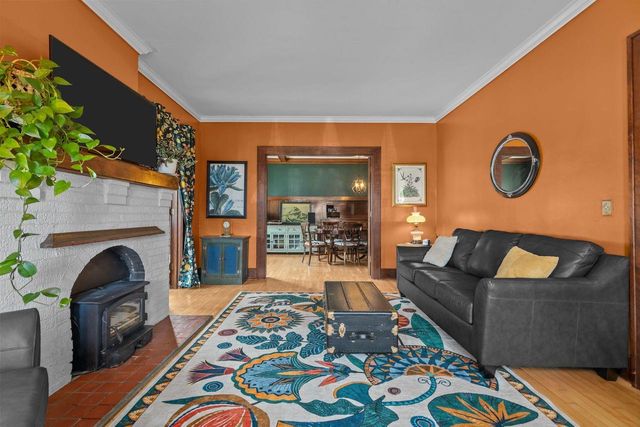 618 DICKINSON STREET, New London, WI 54961