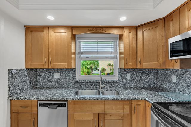 651 PINE Drive 204, Pompano Beach, FL 33060
