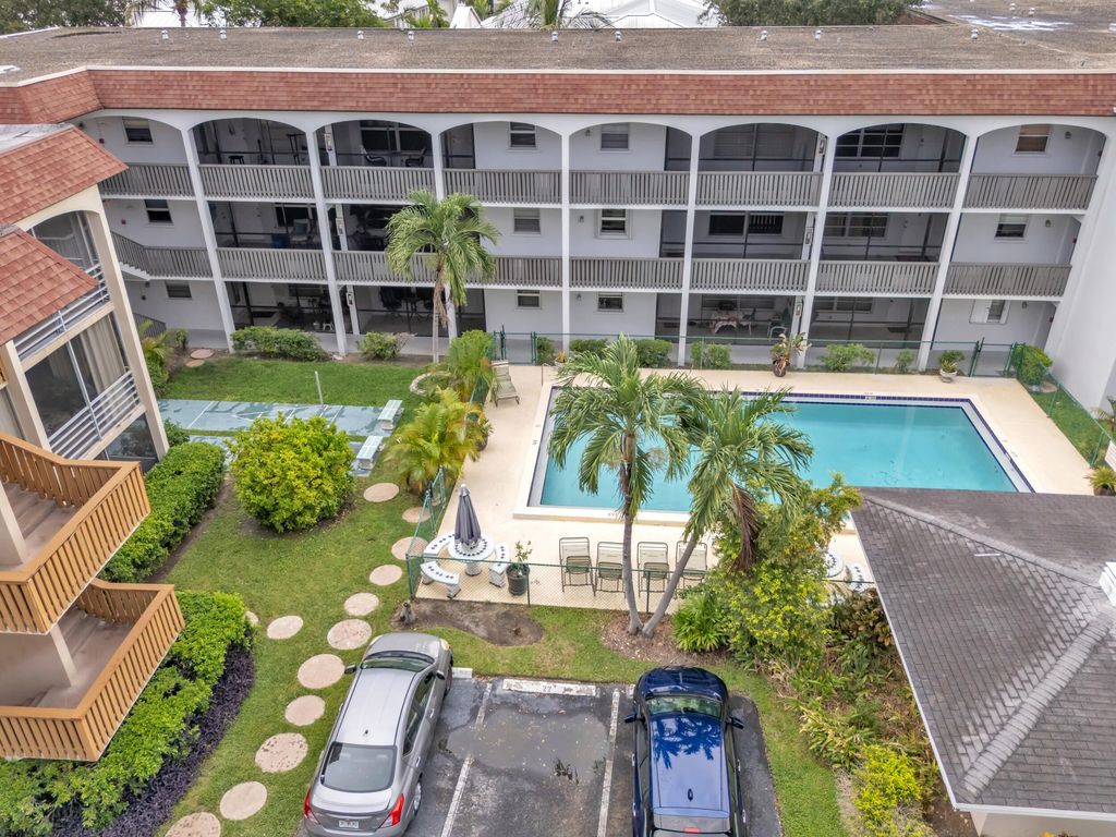 651 PINE Drive 204, Pompano Beach, FL 33060