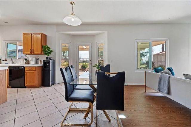 4903 Edmonton, Fontana, CA 92336