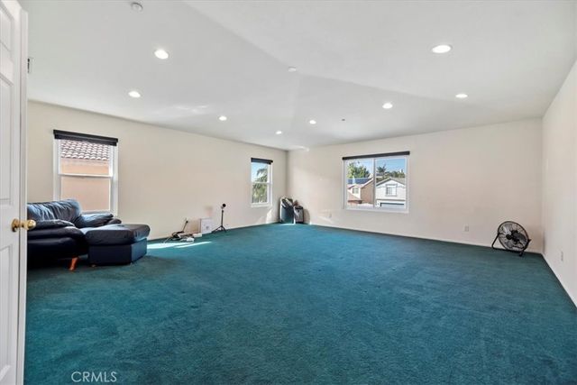 4903 Edmonton, Fontana, CA 92336
