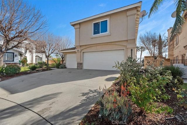 4903 Edmonton, Fontana, CA 92336