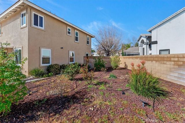 4903 Edmonton, Fontana, CA 92336