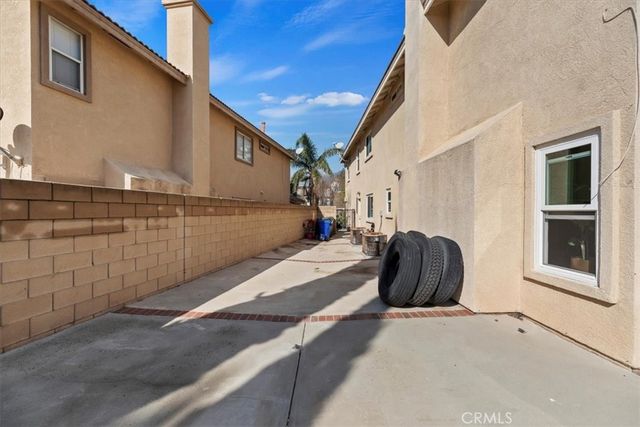 4903 Edmonton, Fontana, CA 92336