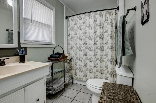 2025 S Connor Avenue, Joplin, MO 64804