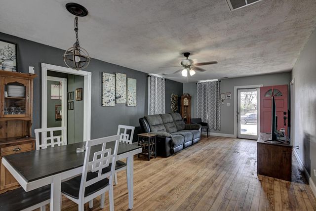 2025 S Connor Avenue, Joplin, MO 64804