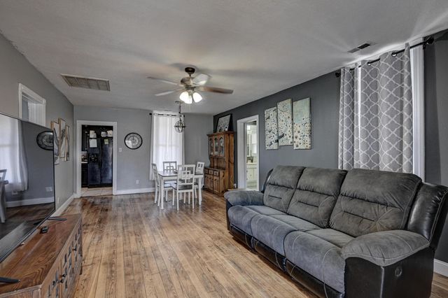 2025 S Connor Avenue, Joplin, MO 64804