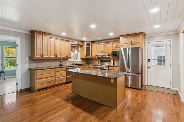 6265 Reives Road, Cumming, GA 30041