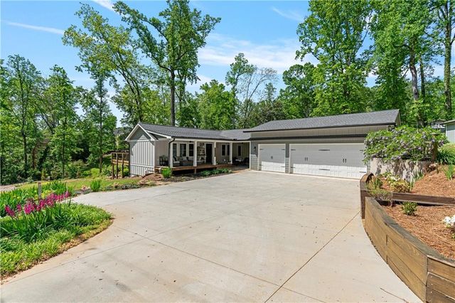 6265 Reives Road, Cumming, GA 30041