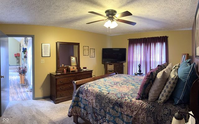 1069 Redwood Drive, Brownsburg, IN 46112
