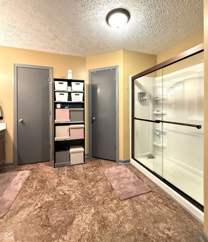 1069 Redwood Drive, Brownsburg, IN 46112