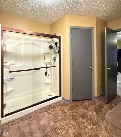 1069 Redwood Drive, Brownsburg, IN 46112