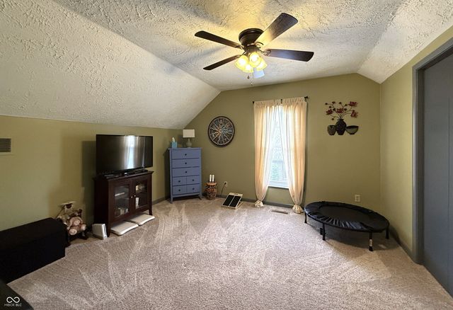 1069 Redwood Drive, Brownsburg, IN 46112