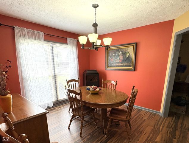 1069 Redwood Drive, Brownsburg, IN 46112