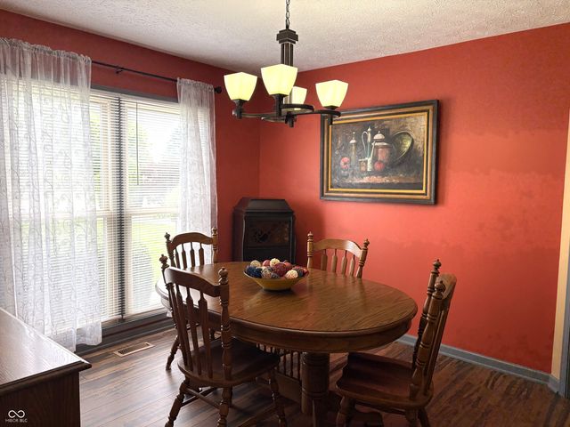 1069 Redwood Drive, Brownsburg, IN 46112