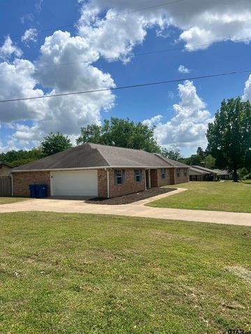 1002 S Boyd, Lindale, TX 75771