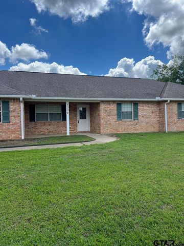 1002 S Boyd, Lindale, TX 75771