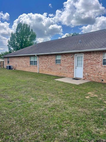1002 S Boyd, Lindale, TX 75771