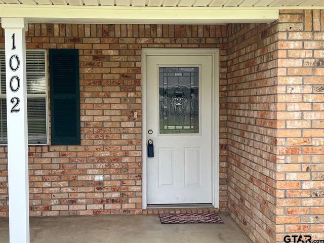 1002 S Boyd, Lindale, TX 75771