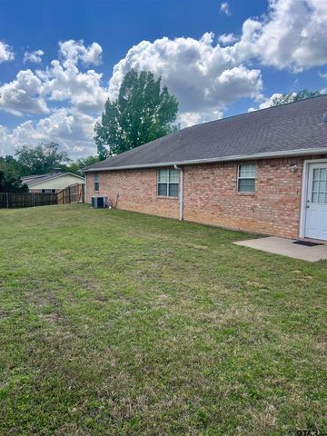 1002 S Boyd, Lindale, TX 75771