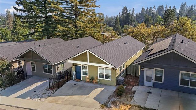 112 Shadow Wood Pl, Colfax, CA 95713