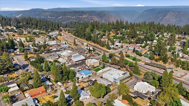 112 Shadow Wood Pl, Colfax, CA 95713