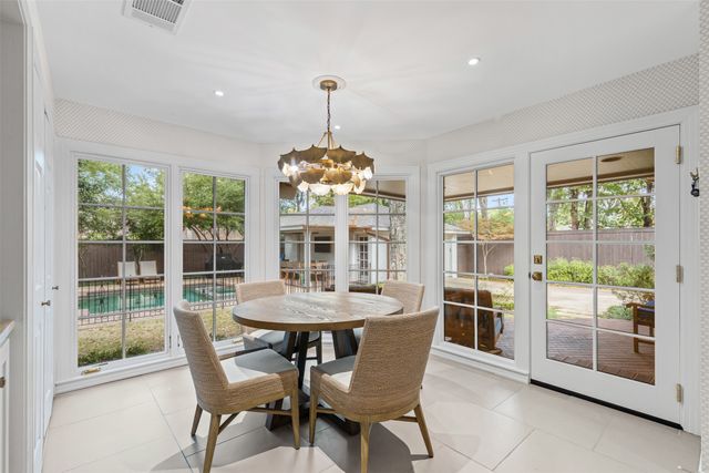 3708 Cresthaven Terrace, Fort Worth, TX 76107